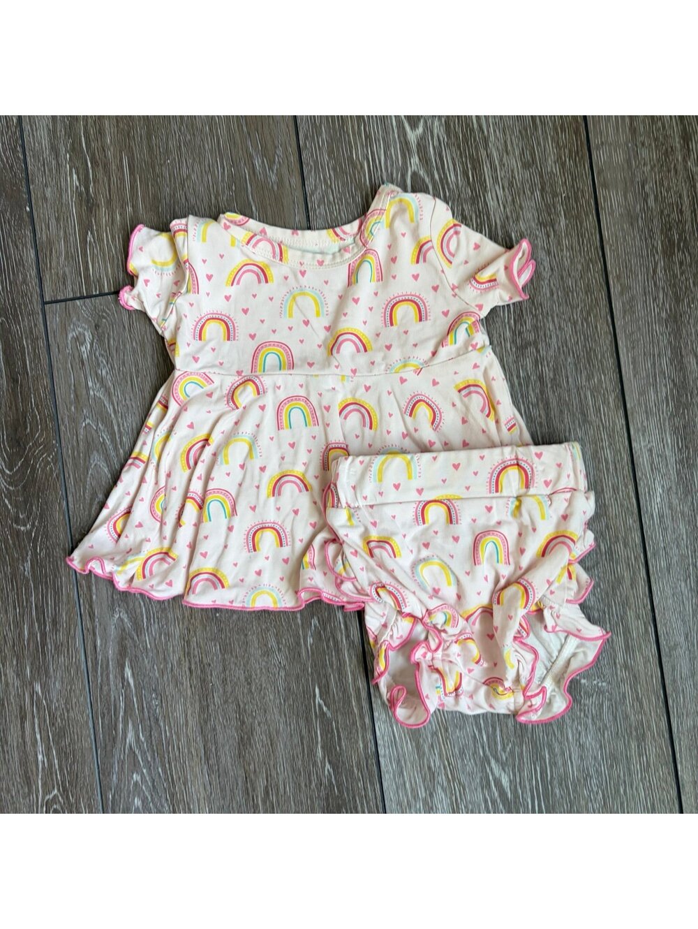 Charlie’s Project‎ Rainbow Baby Set